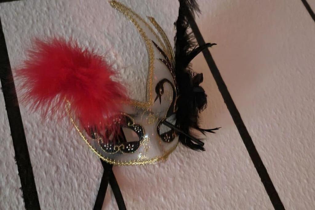 Le Coin Des Desirs Bdsm Apartment Strasbourg Luaran gambar